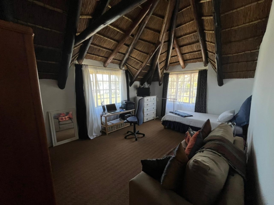 3 Bedroom Property for Sale in Cove Rock Eastern Cape